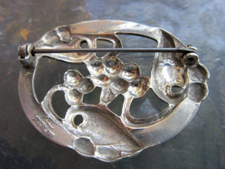 Vintage signed Coro 925 sterling repousse grapes brooch